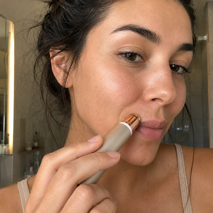 Veloura™ 2-in-1 Precision Beauty Trimmer